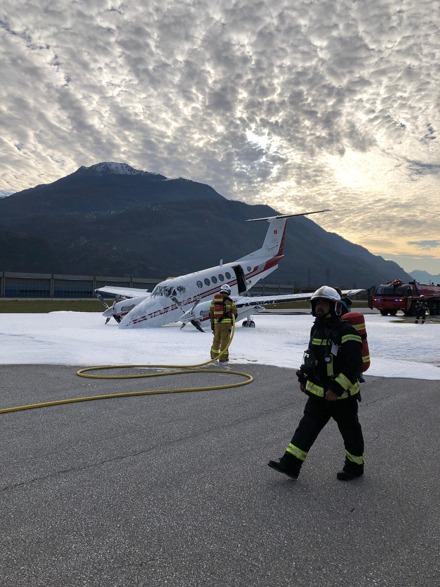 Un avion a été contraint à un atterrissage d'urgence à Sion